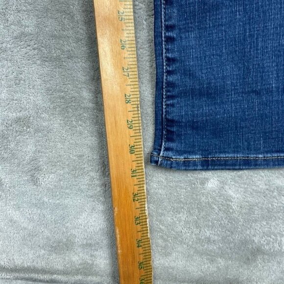 Levis Womens 315 Shaping Bootcut Jeans Dark Wash Size 29 d0411 - Picture 3 of 9